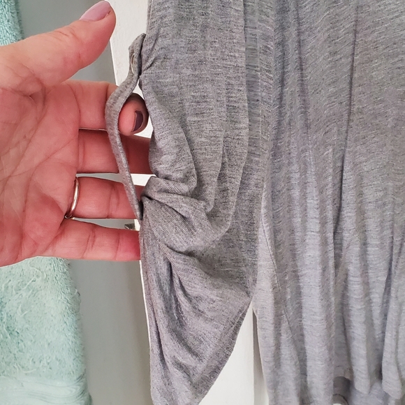 Calvin Klein 3/4 Sleeve top - Picture 4 of 4